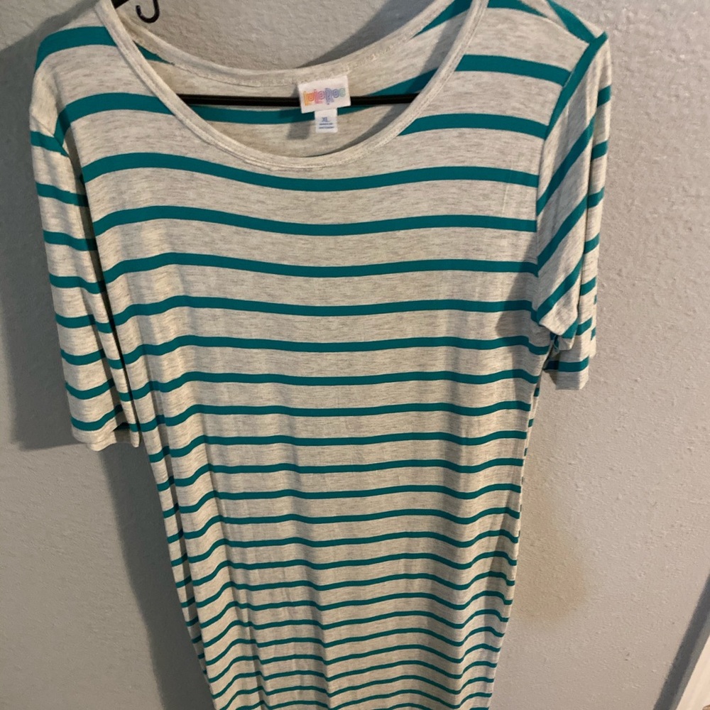 New Lularoe Julia size xl